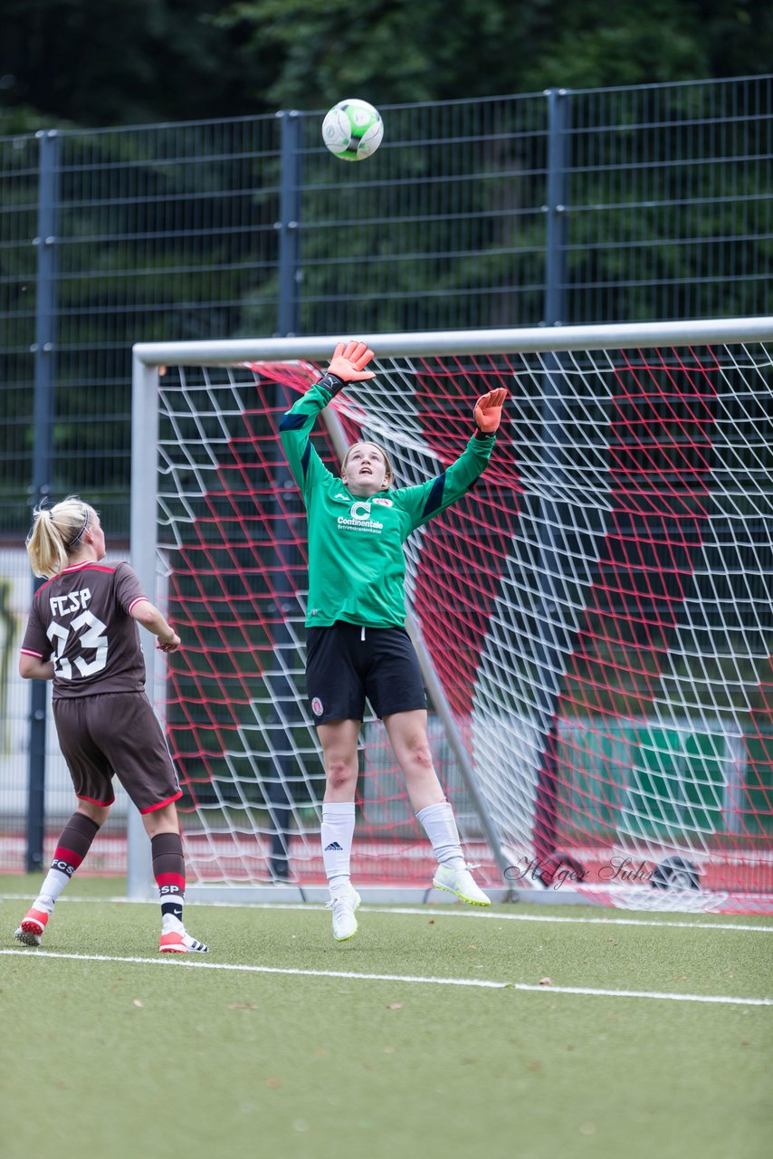 Bild 319 - wBJ Walddoerfer - St. Pauli : Ergebnis: 6:0